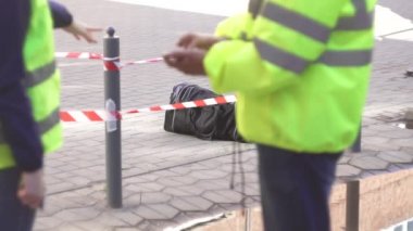 polis sokakta bir tehlikeli bul bomba kordon