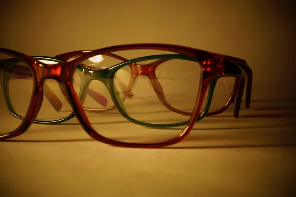 Szemüveg. Karimájú szemüvegek Vértes háttér — Stock Fotó