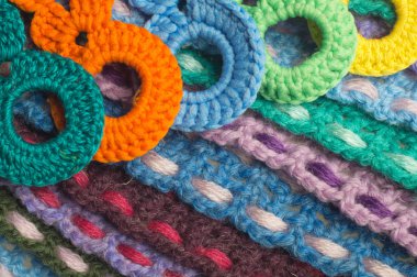 El yapımı örme yün şeritler doku. Soyut El yapımı arka plan