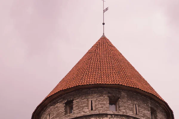 Oude kasteeltoren Tallinn Estland — Stockfoto