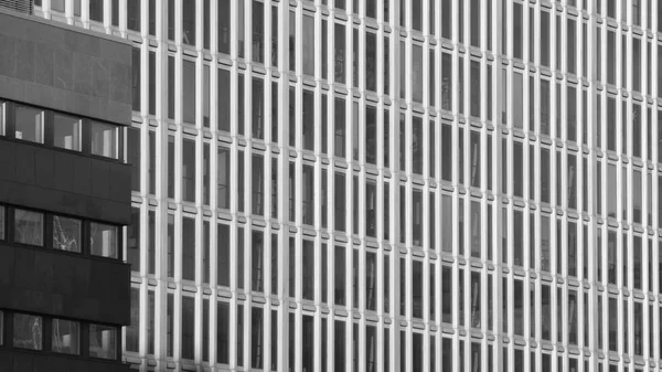 Parallel lines of windows. Abstract building background — Stock Photo, Image