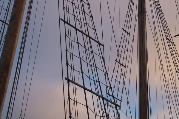 Mast of old sailing ship — Stock Photo, Image