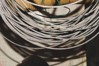 Çelik kablo. metal halat hank kadar kapatın