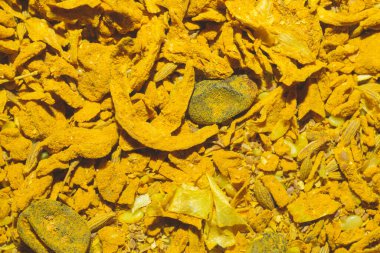 Köri baharatlı arka plan. Sokağa çıkma yasağı. Sarı çeşni. Kapat.