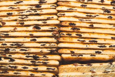 Kuru üzümlü kurabiye. dikdörtgen bisküviler yakın çekim