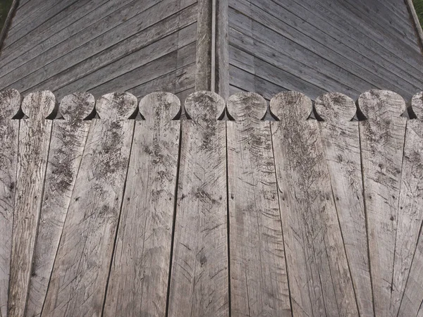 Резные Деревянные Доски Фона Деталь Традиционной Крыши Деревенского Дома — стоковое фото