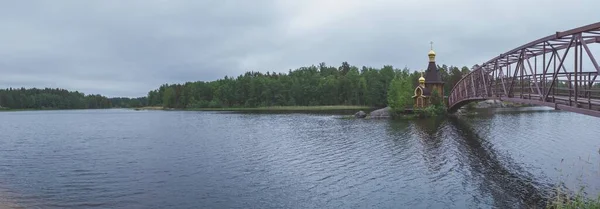 Smallest Church Island Lake Surface Panoramic View Nature Landscape Overcast — Stock Photo, Image