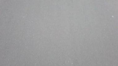 Asfalt yolu kapanıyor. Yukarıdan görünüm