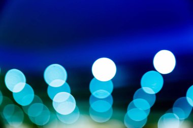 Boşaltmak için reklam ile ışığın renkli bokeh.