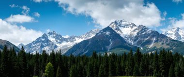 Görkemli Dolomitler manzarası, İtalya.