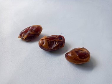 beyaz zemin üzerine kurutulmuş tarihi