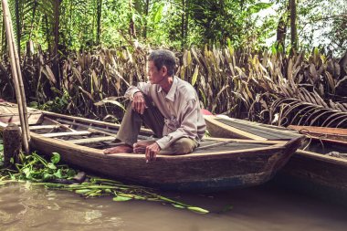 Vietnam, Mekong - 12 Kasım 2017: Mekong nehri yakınlarında Vietnam geleneksel tekneleri