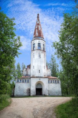 Lumivaara, Karelia 'da terk edilmiş Finlandiya Lüteriyen Kilisesi
