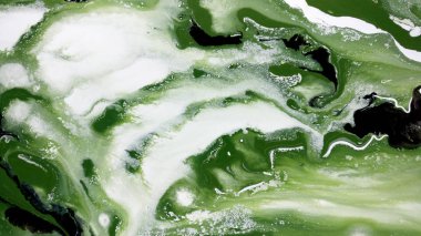 Yaratıcı soyut el boyası arka plan, duvar kağıdı, doku fırça darbeleriyle tuvale akrilik resmin yakın plan bir parçası. Modern sanat. Çağdaş sanat