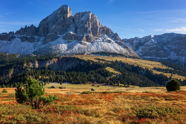 Sass Putia Dolomiti Peitlerkofel Montaña Dolomitas Alpes Italia Caminata Paisaje —  Fotos de Stock