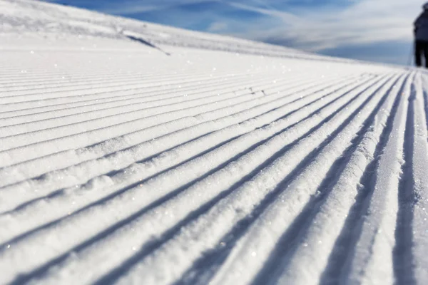 Close Verzorgd Sneeuw Skiresort Helling Banner Achtergrondstructuur — Stockfoto