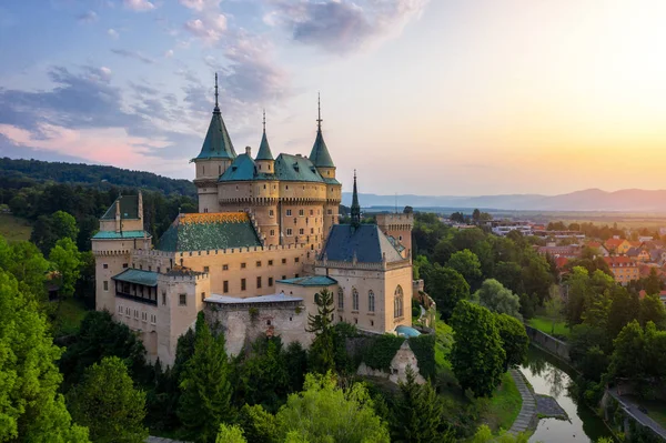 Widok Lotu Ptaka Średniowieczny Zamek Bojnice Dziedzictwo Unesco Słowacji Romantyczny Obrazek Stockowy
