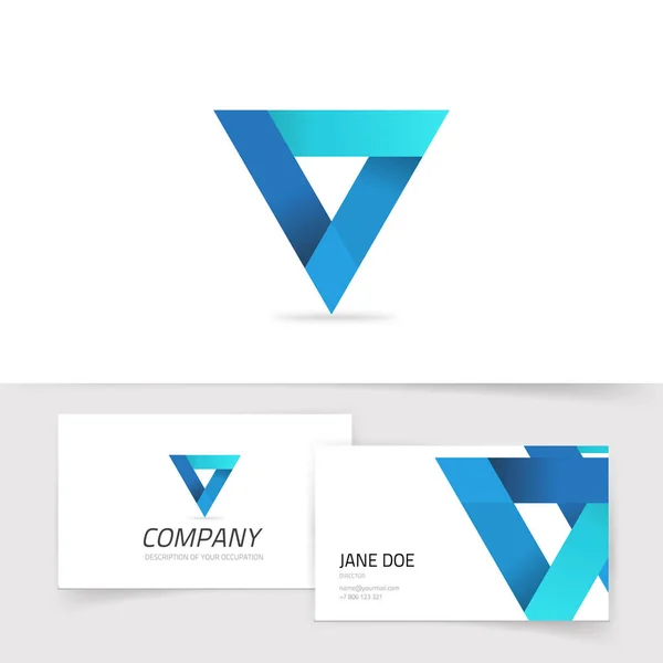 Dreieck abstraktes Vektor-Logo, blaues Gradienten-Prisma-Logo isoliert, modernes trendiges Geometrie-Symbol mit Clip für Visitenkarten-Vorlage — Stockvektor