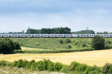 Kırsal kırsal seyahat demiryolu tren
