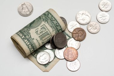 Amerikan parası, beyaz arka plan üzerinde izole para birimi