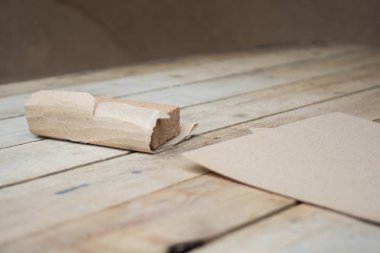 Marangozluk arka plan bir atölyede ahşap kurullarının