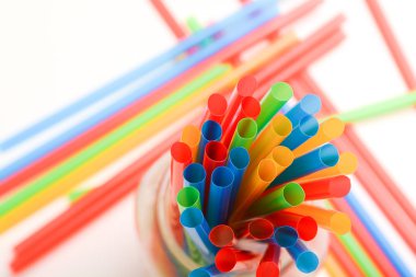 Plastik içme pipetleri, Tek kullanımlık plastik pipet