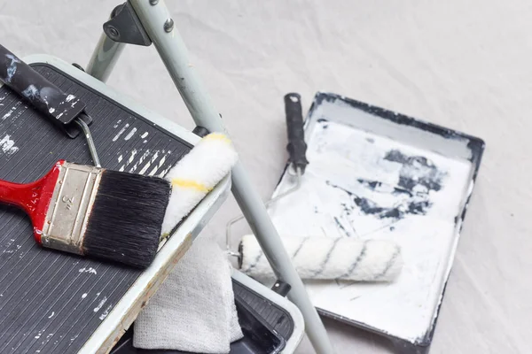 Painting and decorating tools for home improvement and diy projects