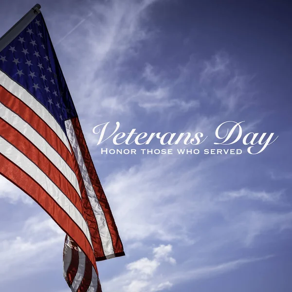 Gaziler günü tebrik ile Amerikan bayrakları