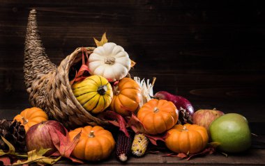 Thanksgiving or fall cornucopia clipart