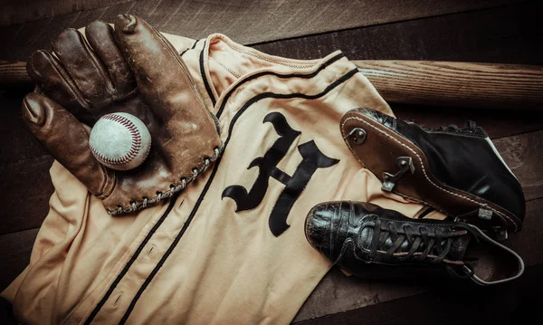 Vintage baseball utrustning Stockbild