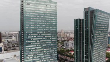 Yüksek binalar, gökdelenler hava görünümünü. Astana, Kazakistan. Expo 2017.