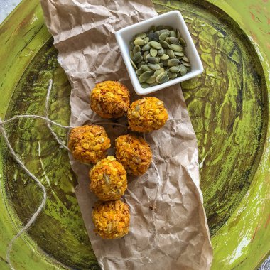 Havuç şeker. Vegan gıda. Sağlıklı beslenme. Elması şurup yararlı tatlılar