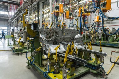 Makine tekniği montajı otomobil. Modern araçların mekanik bitki üretimi