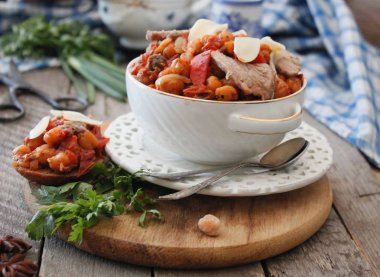 Kırbaç etli domates peynir