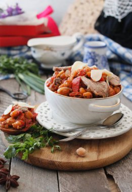 Kırbaç etli domates peynir