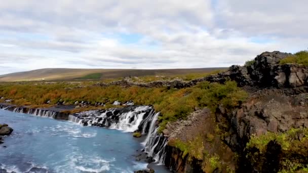 Vista Cima Sobre Cachoeira Levantamento Aéreo Islândia Voo Sobre Rio — Vídeo de Stock