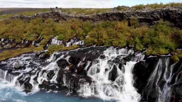 Zobacz Góry Wodospad Loty Patrolowe Islandia Lot Nad Rzeką Niebieski — Wideo stockowe