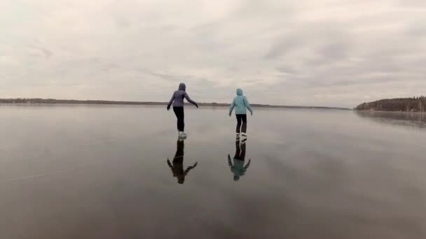 Two Young Women Skating Ice Happy Time Fresh Air Movement — Stock Video