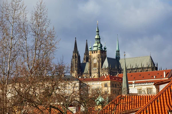 Häuser Mit Traditionellen Roten Dächern Prag Tschechische Republik Blick Von — Stockfoto