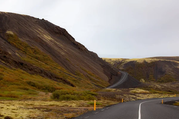 Long Winding Road Mountains Island Iceland — Stock Photo, Image