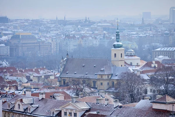 Widok Pragi Zimie Praga Czeska Republika Stary Ulice Śniegu Zobacz — Zdjęcie stockowe