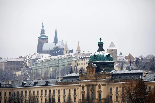 Pohled Prahu Zimě Praha Česká Republika Starých Ulic Sněhu Pohled — Stock fotografie