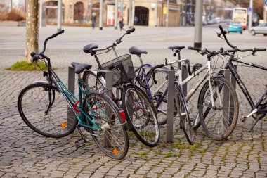 Almanya - zarif bir barok Dresden vizesi. Meydanı ve kilise. Dresden tarihi bölümünün görünümünü