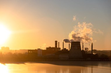 Sanayi boruları hangi duman türü. Endüstriyel atıkların Dünya atmosferi kirletiyor