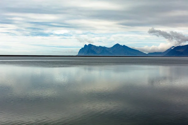 アイスランド 島の自然観と美しい夏の風景 — ストック写真