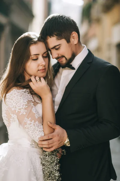 Hermosa Pareja Casados Calle Venecia — Foto de Stock