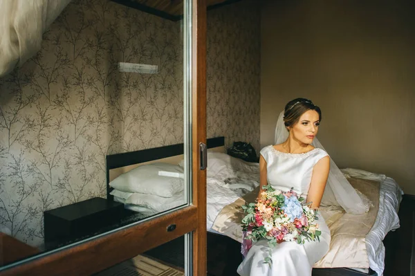 Bela Noiva Manhã Antes Casamento — Fotografia de Stock