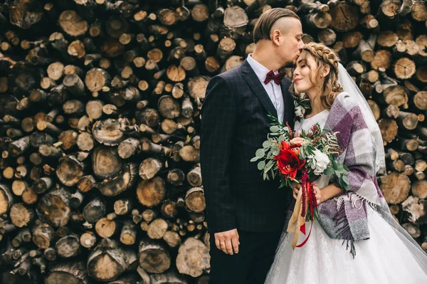 Feliz Joven Pareja Boda Día — Foto de Stock