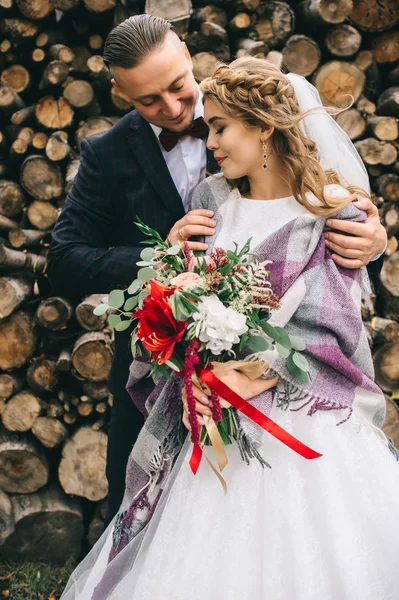 Portrait Beau Jeune Couple Jour Mariage — Photo