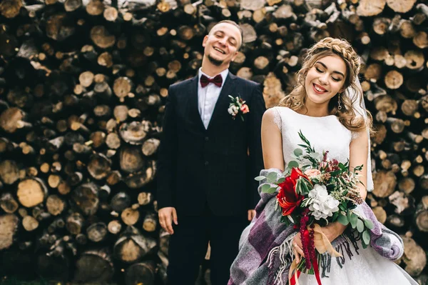 Retrato Hermosa Pareja Joven Día Boda — Foto de Stock